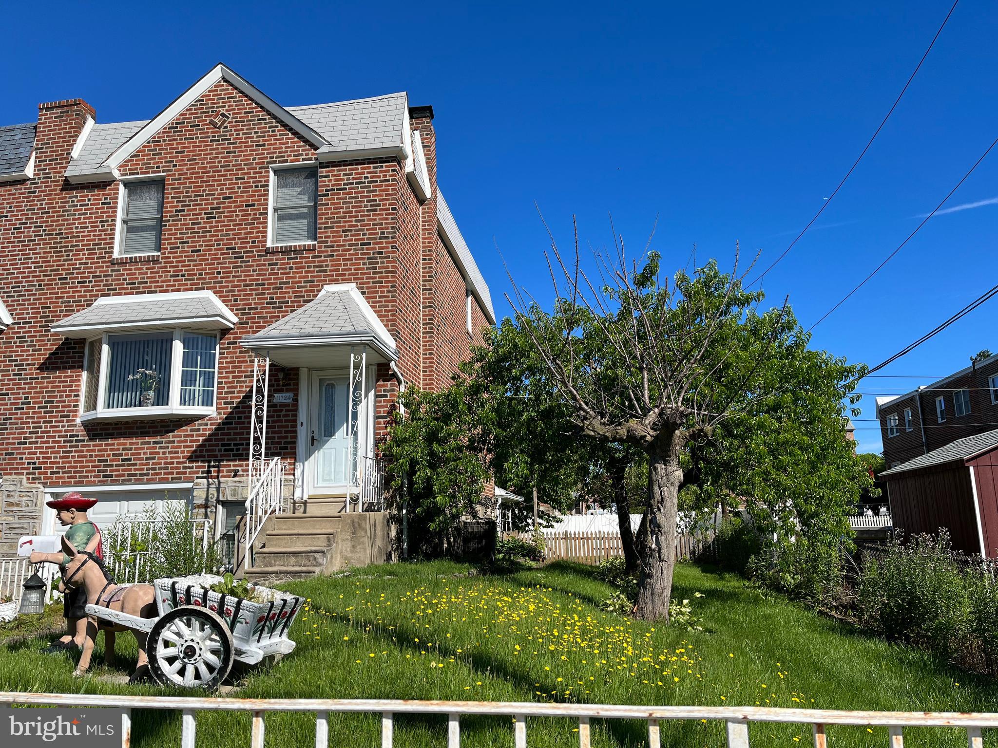 11724 Brandon Road Philadelphia, PA 19154 - Photo 2 of 56 Exterior Side