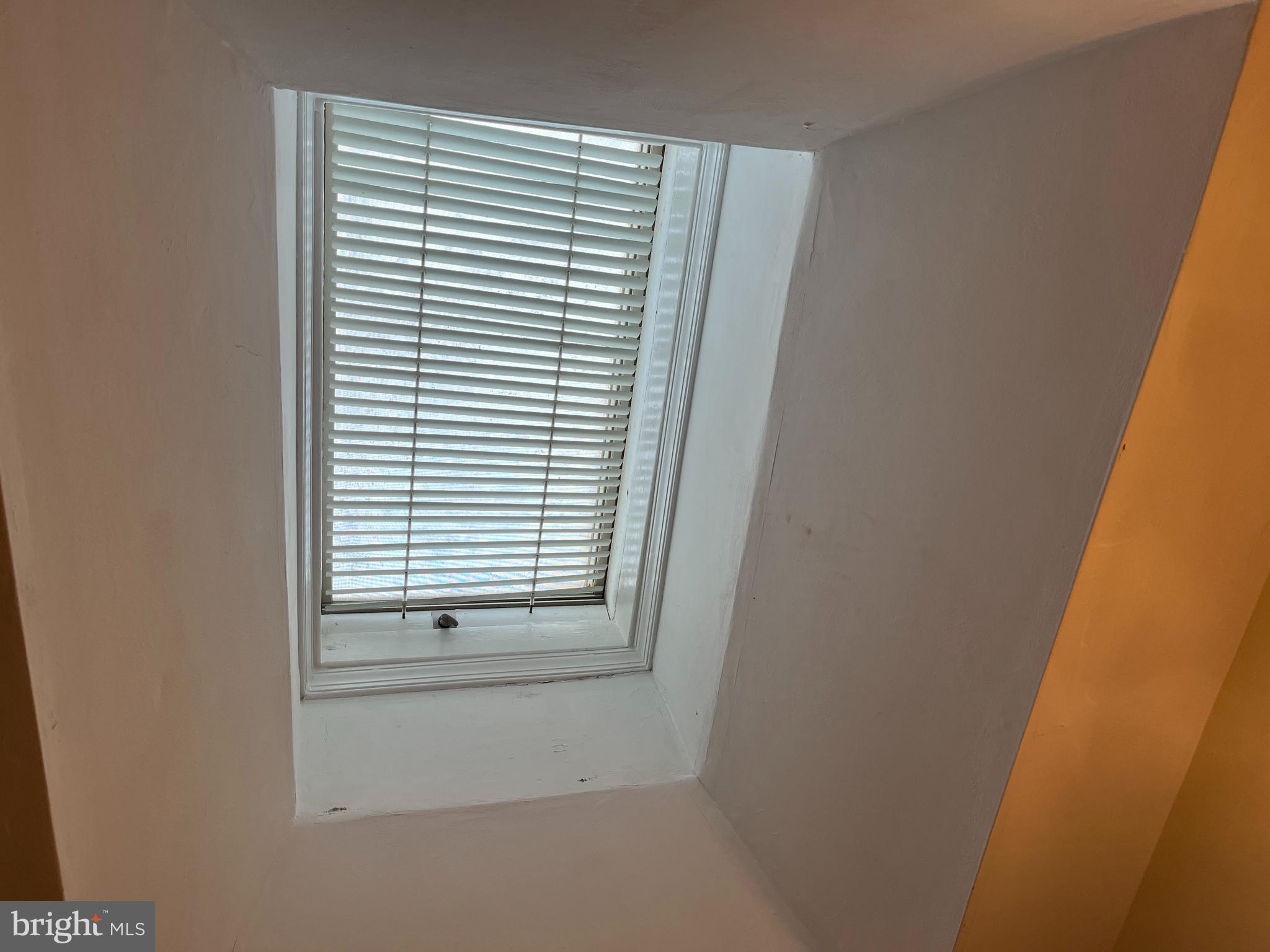 11724 Brandon Road Philadelphia, PA 19154 - Photo 40 of 56 Skylight in Hall Bath