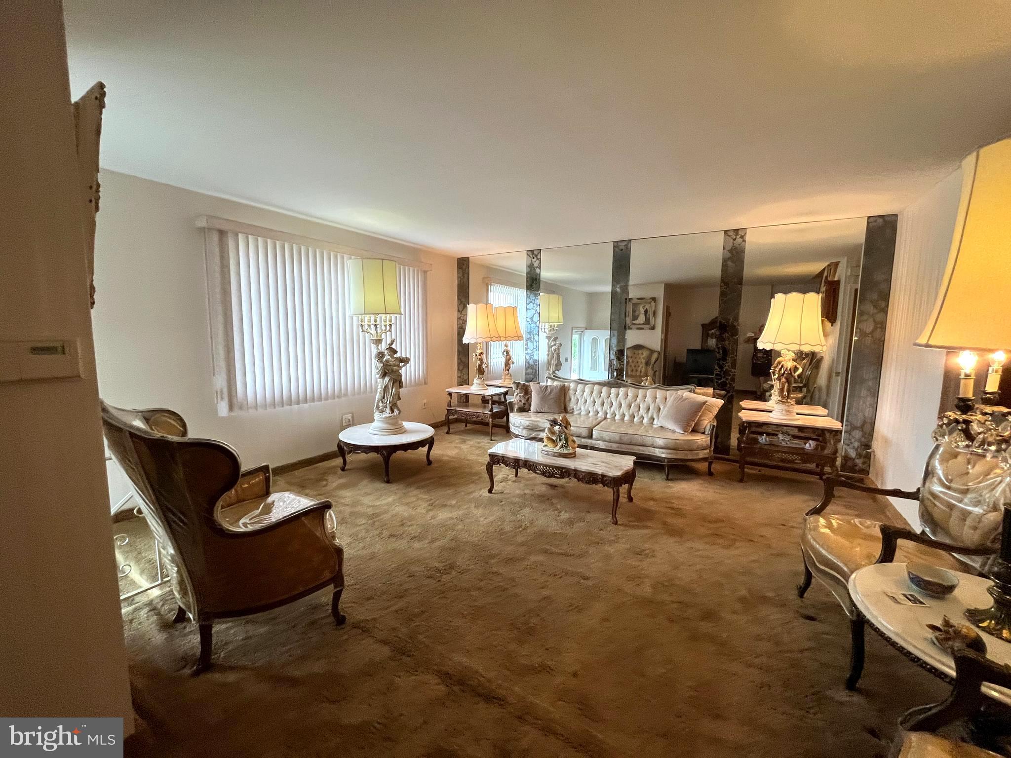 11724 Brandon Road Philadelphia, PA 19154 - Photo 7 of 56 Spacious Liv Room w/
Lots of Light!