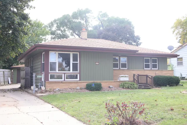 $264,900 | 8523 West Glendale Avenue, Milwaukee, WI 53225