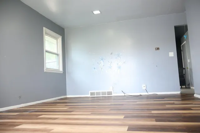 $264,900 | 8523 West Glendale Avenue, Milwaukee, WI 53225