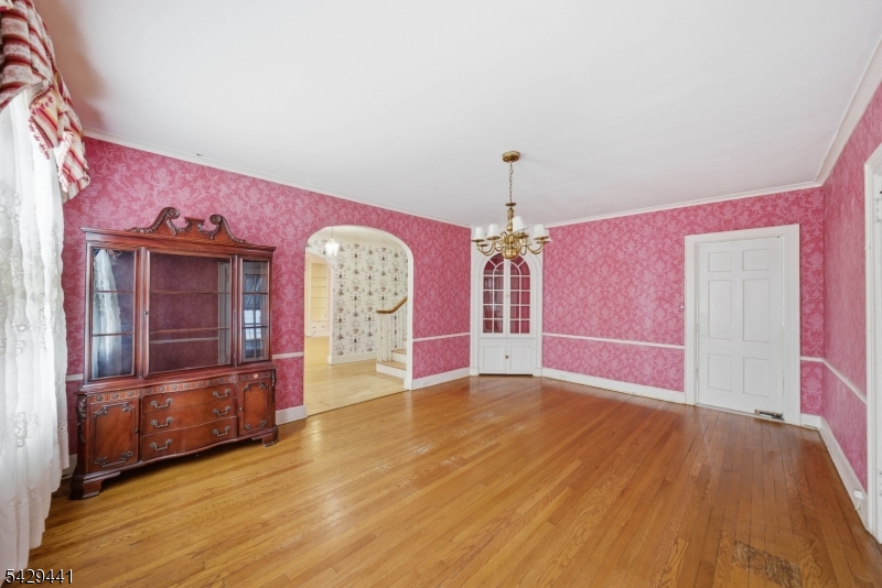 748 Livingston Road Elizabeth, NJ 07208 - Photo 9 of 45