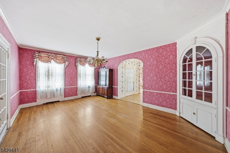 748 Livingston Road Elizabeth, NJ 07208 - Photo 10 of 45