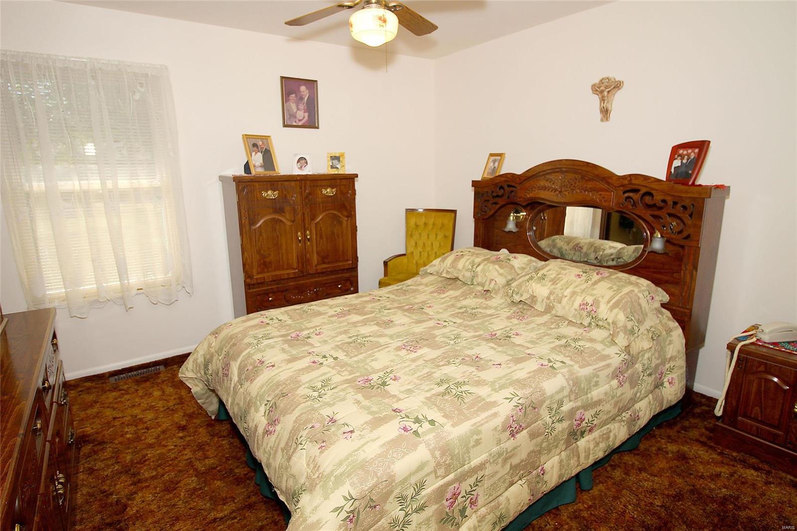 5756 Hempline Road St. Louis, MO 63129 - Photo 22 of 49