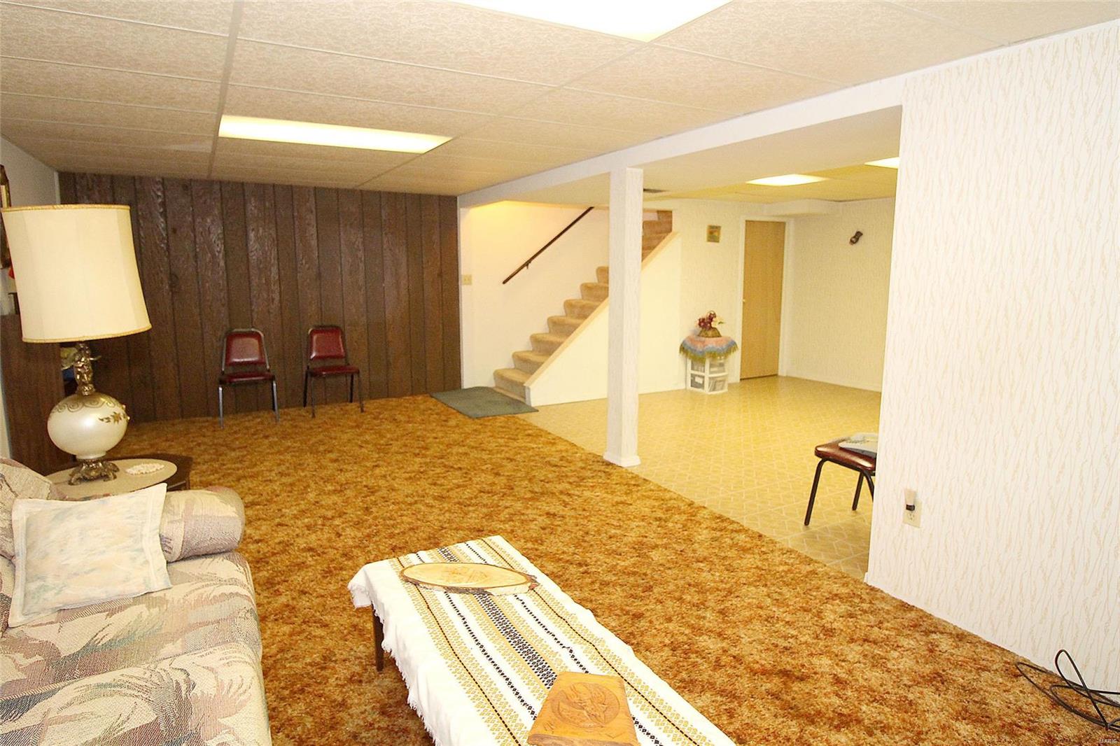 5756 Hempline Road St. Louis, MO 63129 - Photo 37 of 49
