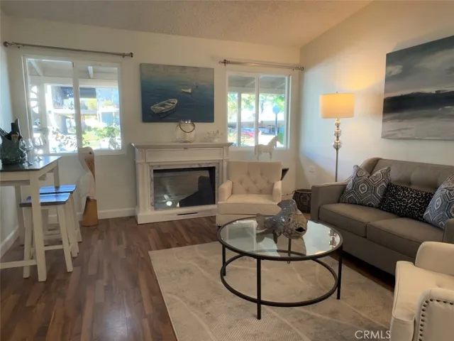 $346,000 | 13421 Del Monte Drive, Unit 24C, Seal Beach, CA 90740