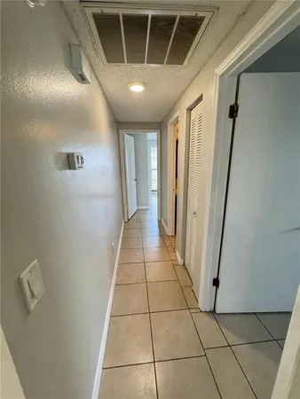 $2,100 | 9213 Maybury Court, Tampa, FL 33615