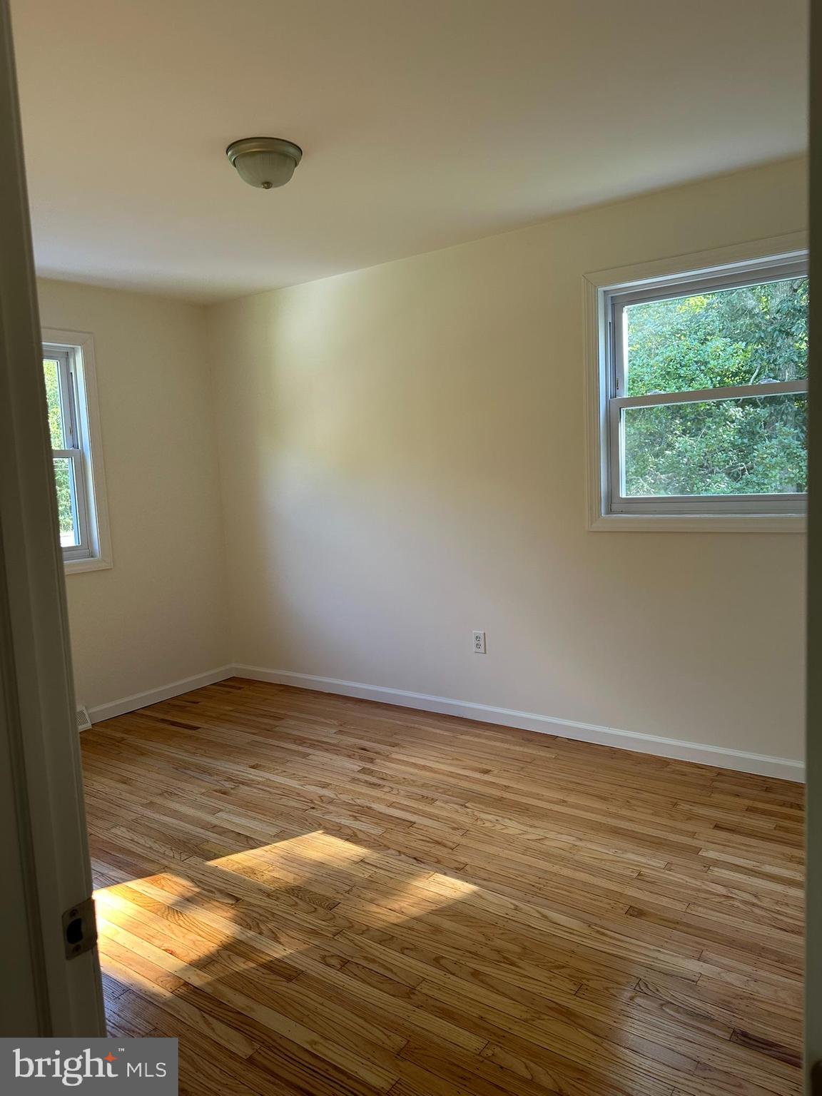 291 Union Street Glassboro, NJ 08028 - Photo 14 of 60 a view of an empty room and window