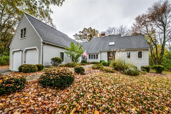 10 Garvey Road Framingham, MA 01701 - Photo 1 of 26