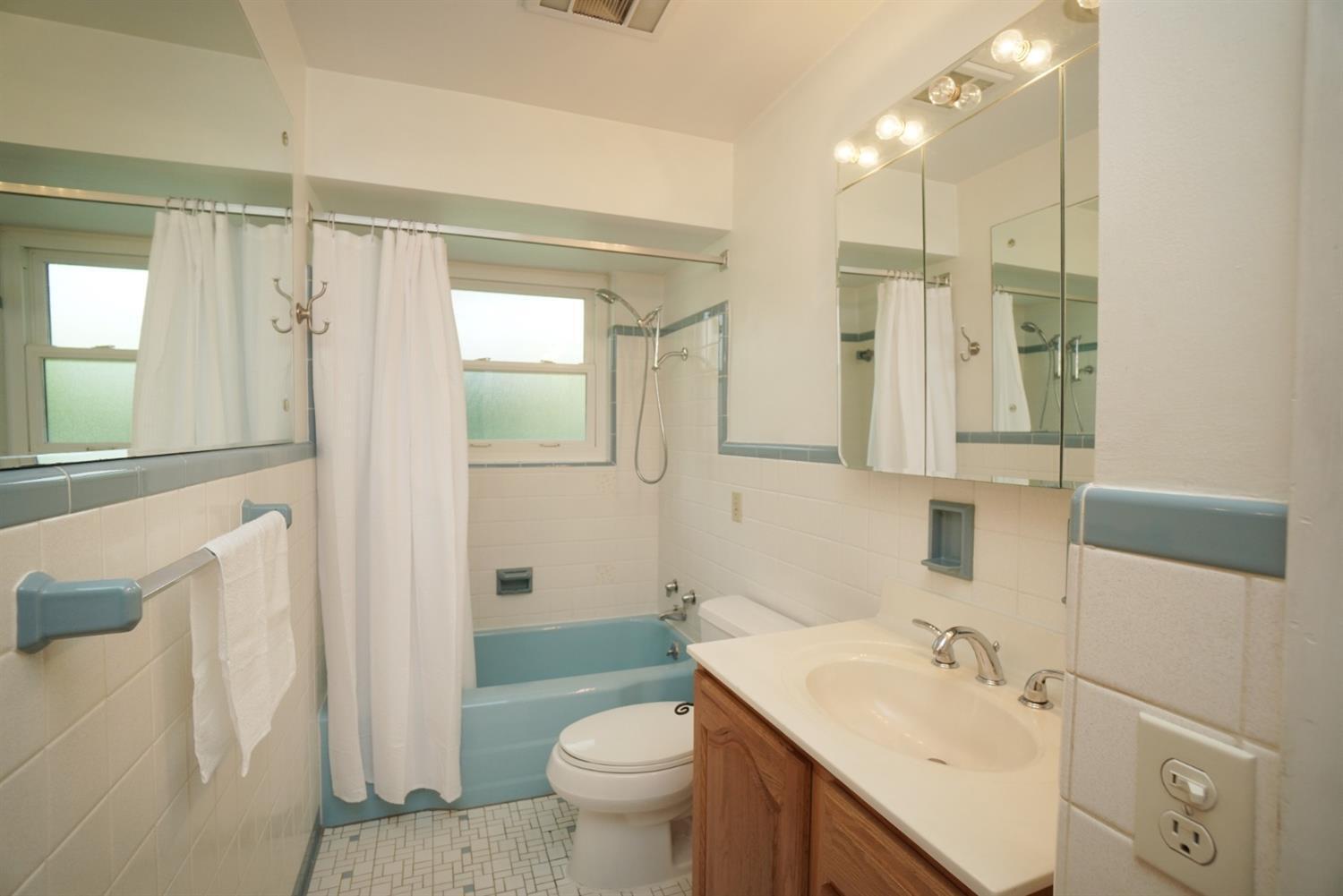 5418 Ruddy Court Cincinnati, OH 45239 - Photo 18 of 26 Gallery Image 18