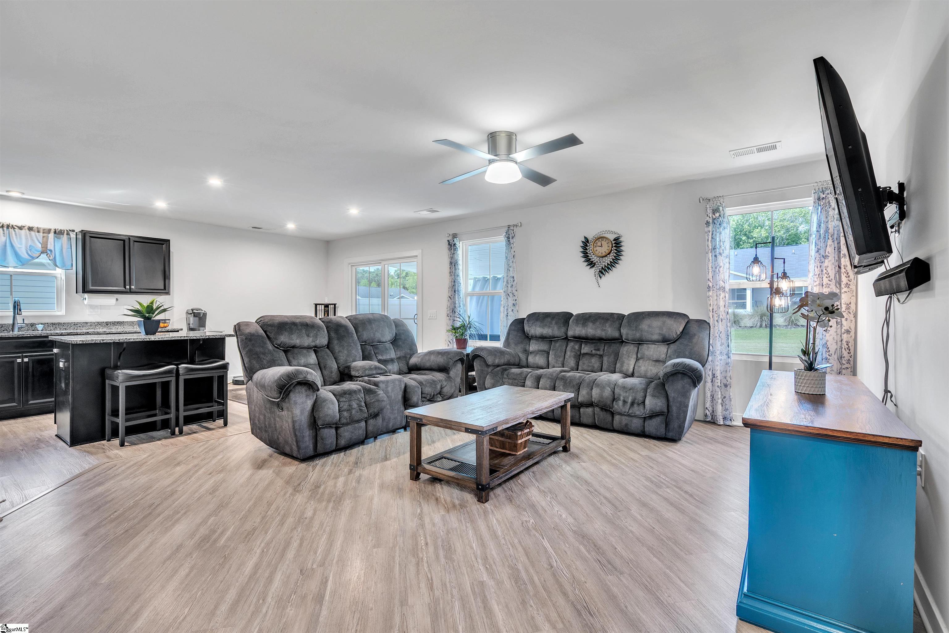 114 Sylvester Street Fountain Inn, SC 29644 - Photo 5 of 18