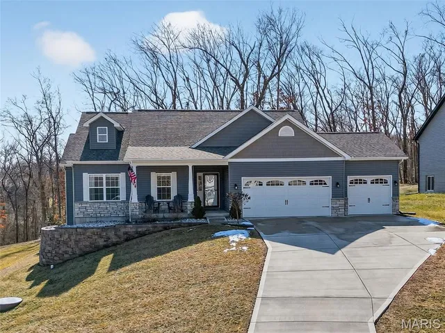 $445,000 | 299 Auburn Ridge Dr. Drive, Troy, MO 63379