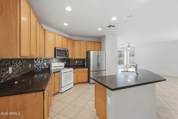 $2,850 | 3374 East Phelps Street, Gilbert, AZ 85295