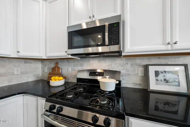 $415,000 | 115 Bowerbank Lane, Apex, NC 27539