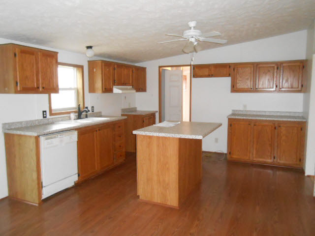 17845 Doyle Road Hemlock, MI 48626 - Photo 2 of 25