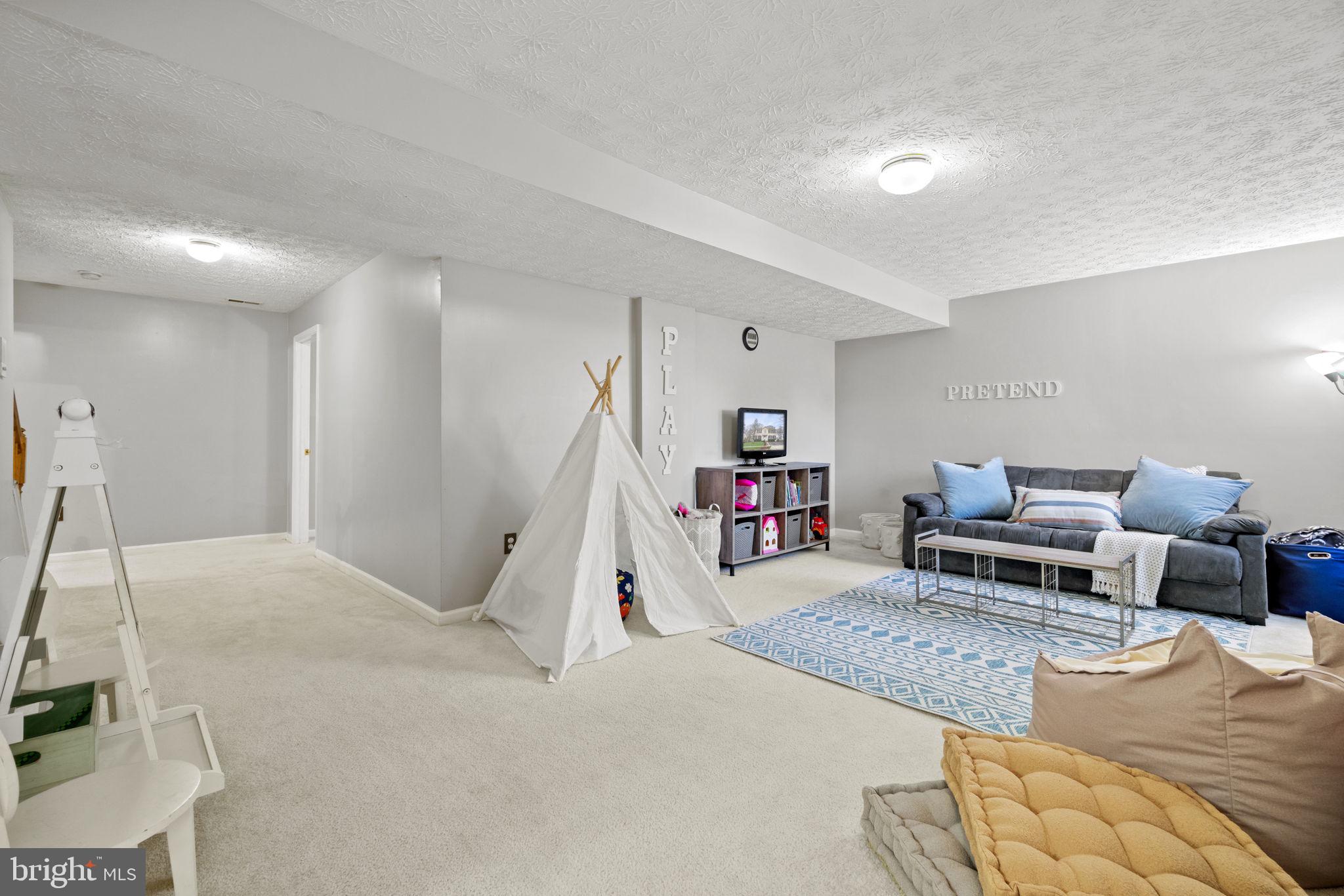 7820 Shallowbrook Court Severn, MD 21144 - Photo 23 of 35 Expansive area to do with what you please