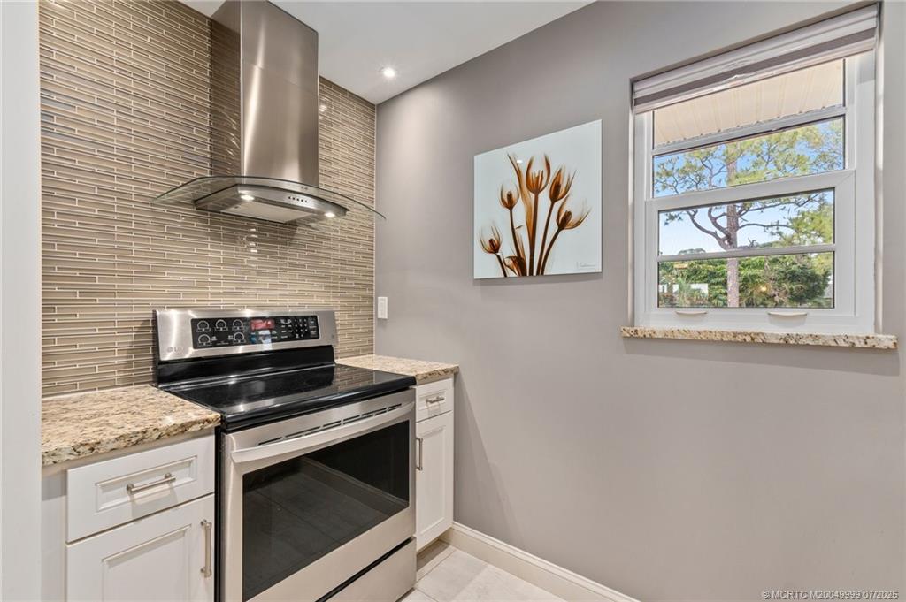 1915 Southwest Palm City Road, Unit 8H Stuart, FL 34994 - Photo 11 of 36 Gallery Image 11