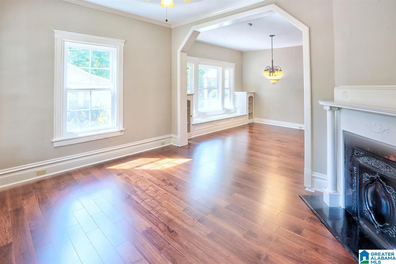 605 10th Street North Clanton, AL 35045 - Photo 9 of 29