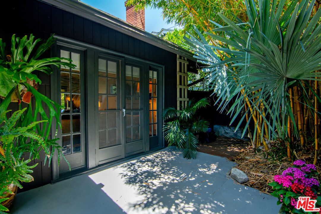 1918 Pinehurst Road Los Angeles, CA 90068 - Photo 26 of 66