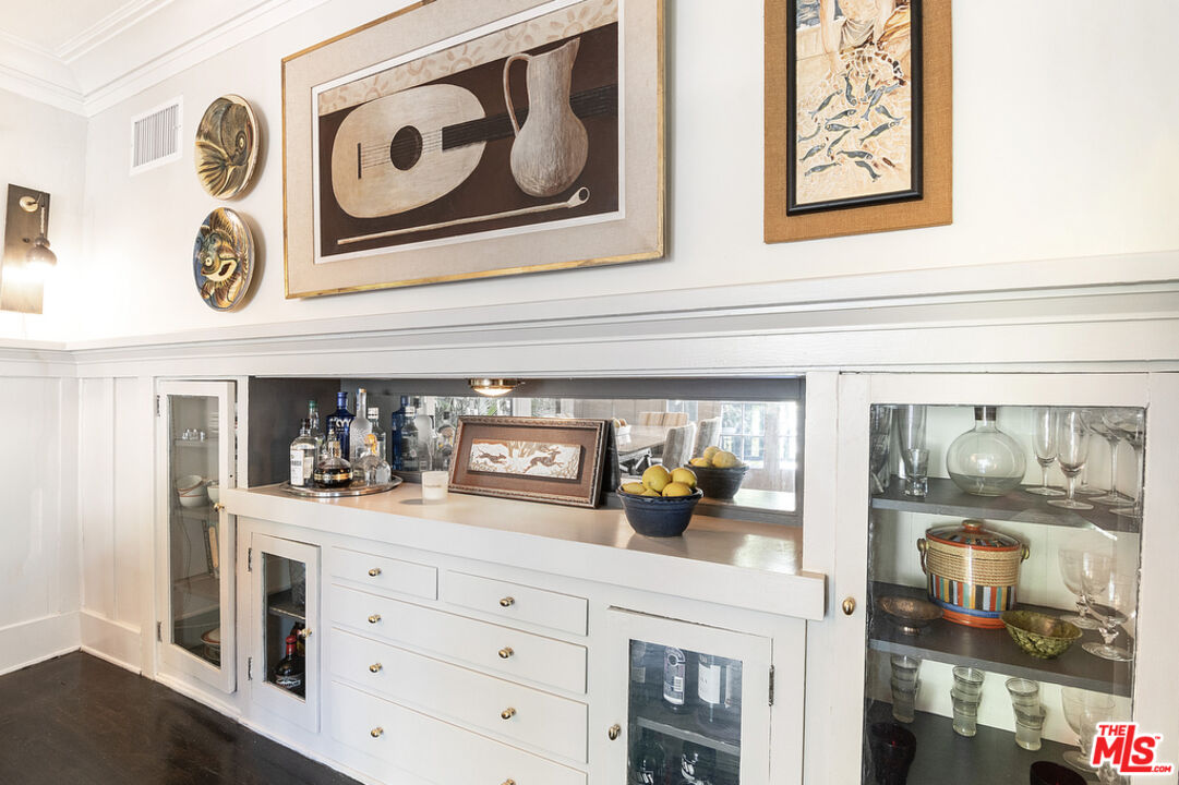 1918 Pinehurst Road Los Angeles, CA 90068 - Photo 35 of 66