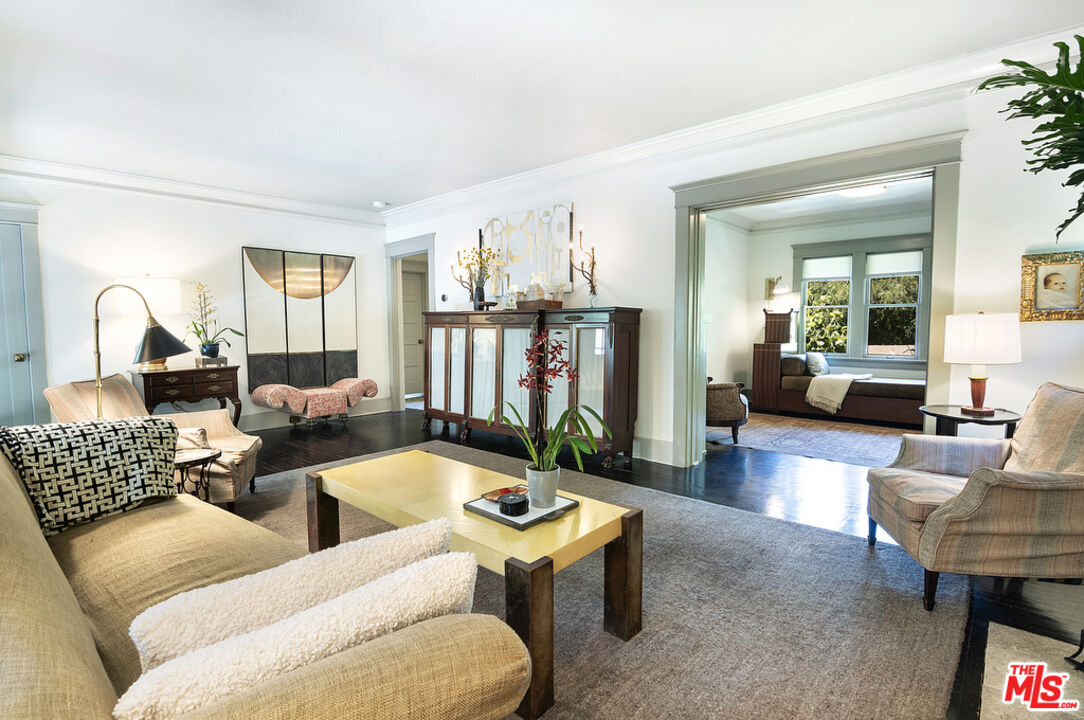 1918 Pinehurst Road Los Angeles, CA 90068 - Photo 9 of 66 a living room with furniture