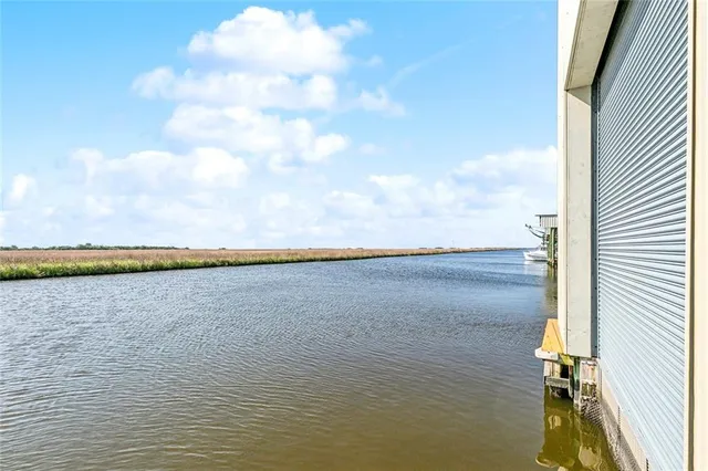 $325,000 | 387 Martin Lane, Port Sulphur, LA 70083