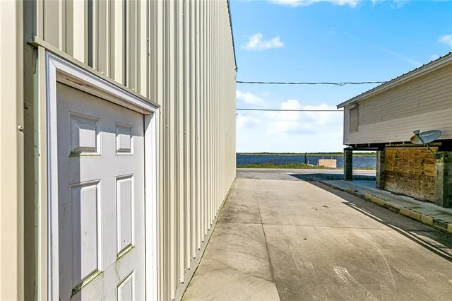 $325,000 | 387 Martin Lane, Port Sulphur, LA 70083