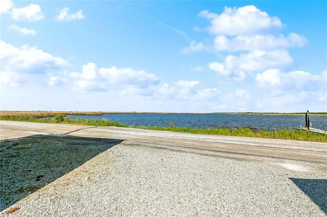 $325,000 | 387 Martin Lane, Port Sulphur, LA 70083