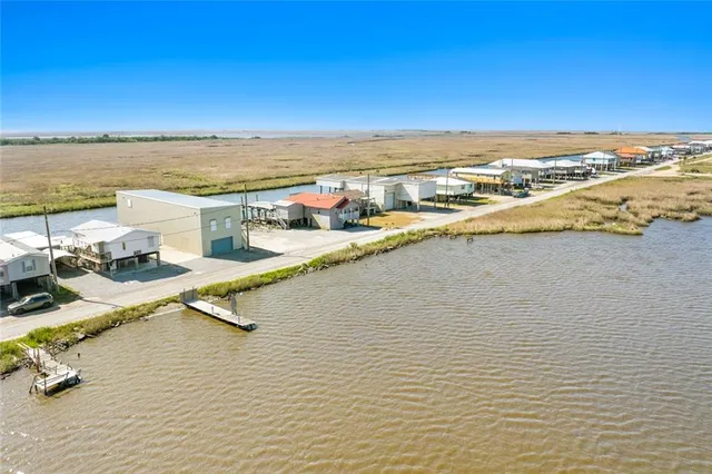 $325,000 | 387 Martin Lane, Port Sulphur, LA 70083