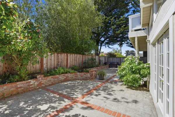 $1,950,000 | 1518 Spinnaker Lane, Half Moon Bay, CA 94019