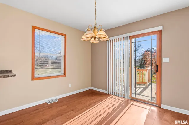 $230,000 | 4610 Dickey John Road, Auburn, IL 62615