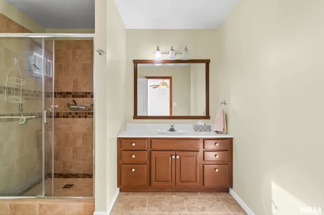 $230,000 | 4610 Dickey John Road, Auburn, IL 62615