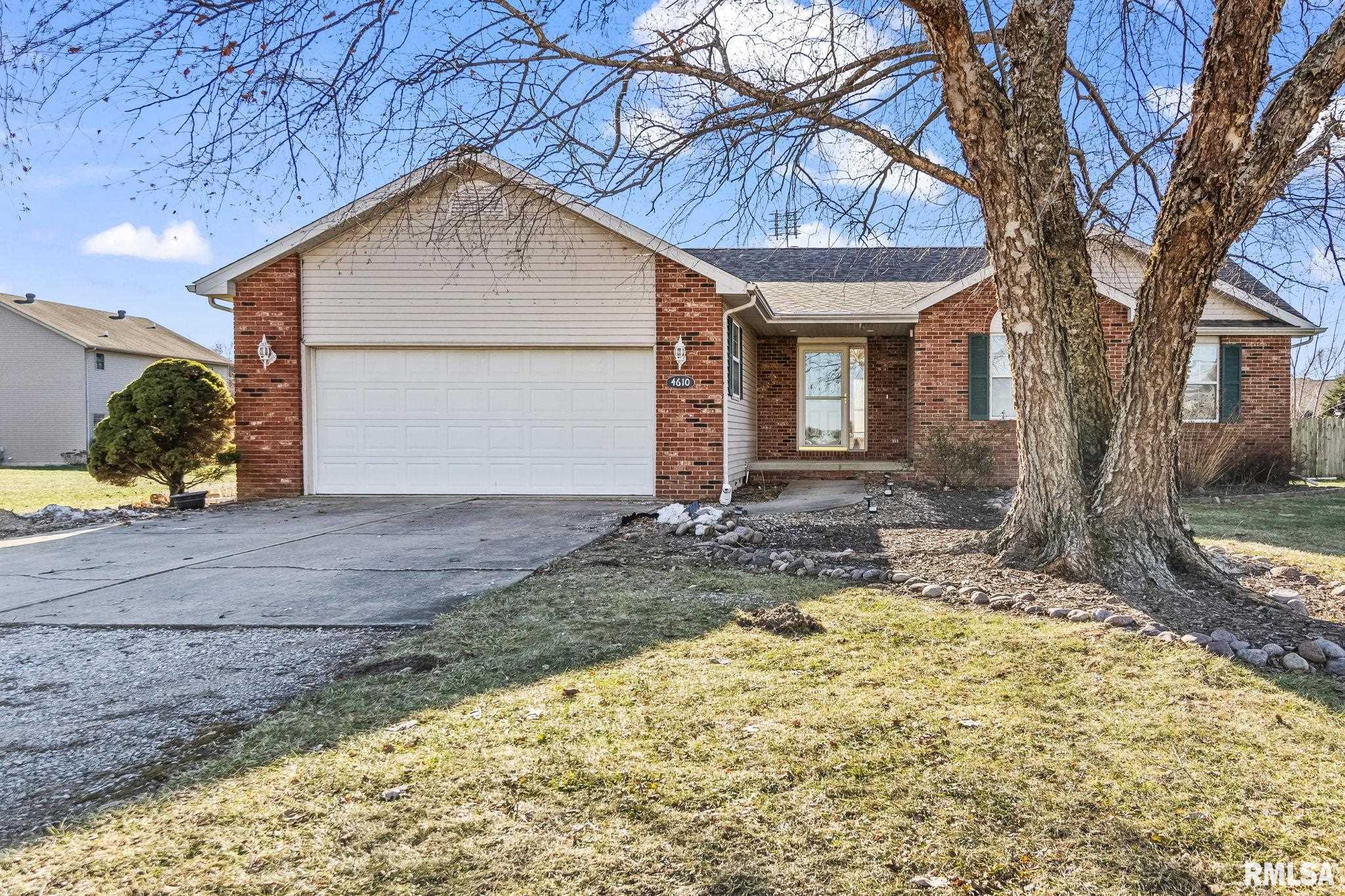 4610 Dickey John Road Auburn, IL 62615 - Photo 2 of 37