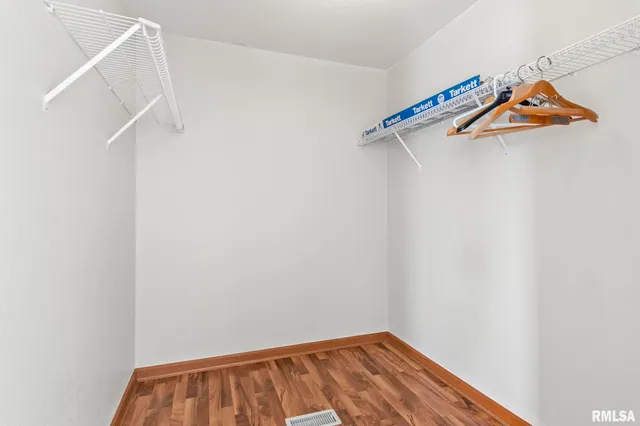 $230,000 | 4610 Dickey John Road, Auburn, IL 62615