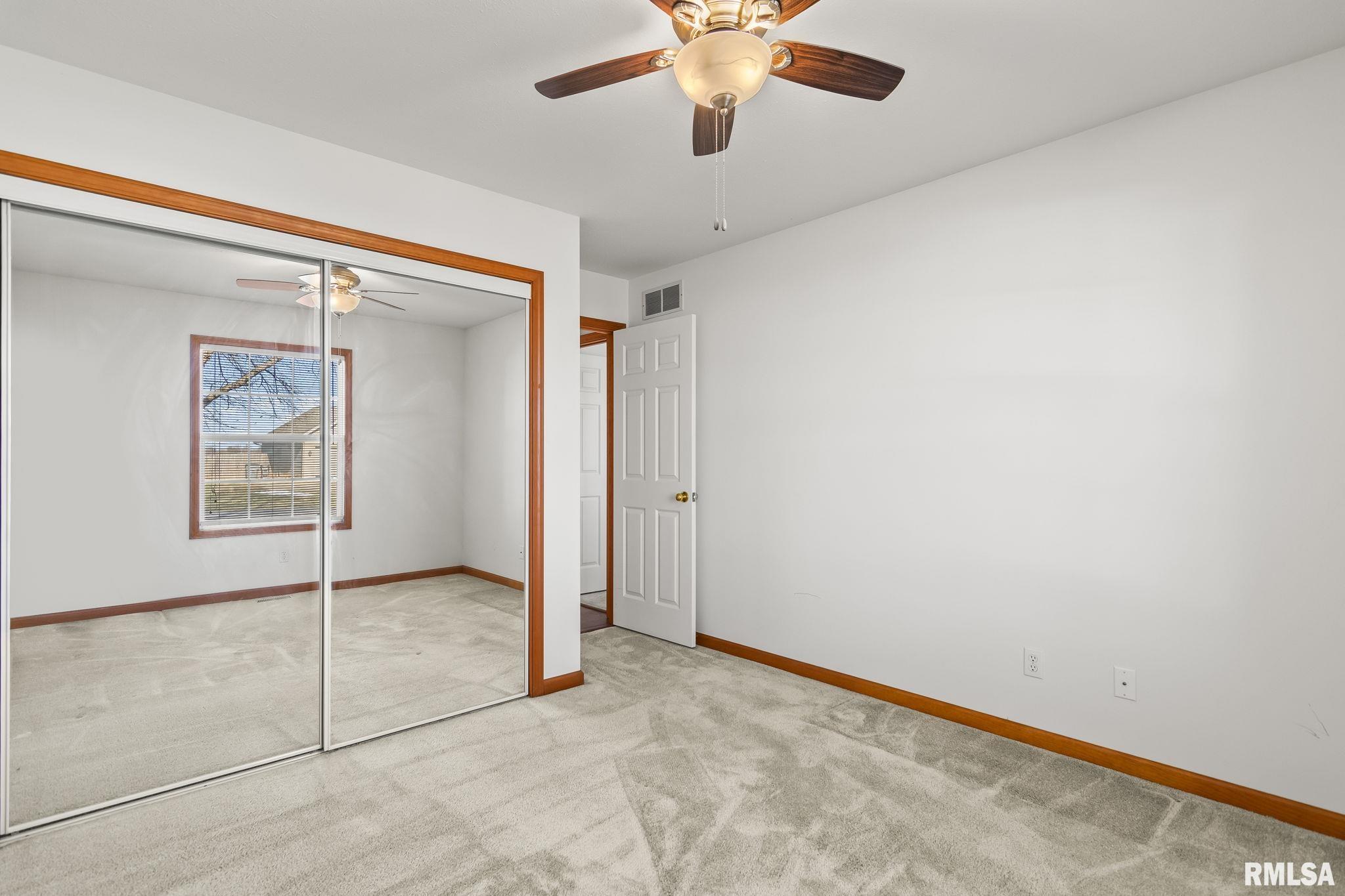 4610 Dickey John Road Auburn, IL 62615 - Photo 23 of 37