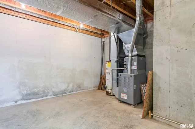 $230,000 | 4610 Dickey John Road, Auburn, IL 62615