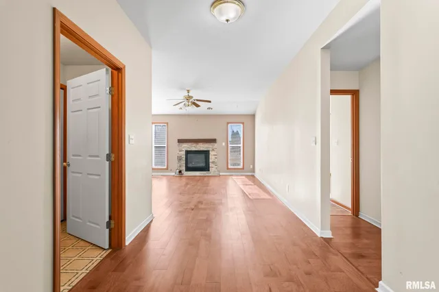 $230,000 | 4610 Dickey John Road, Auburn, IL 62615