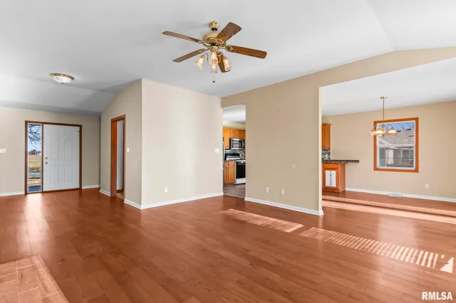 $230,000 | 4610 Dickey John Road, Auburn, IL 62615