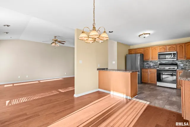 $230,000 | 4610 Dickey John Road, Auburn, IL 62615