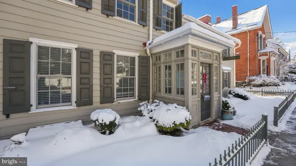 a view of a large window with an outdoor view