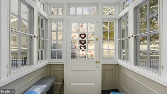 $2,500 | 112-114 East State Street, Unit 1, Doylestown, PA 18901