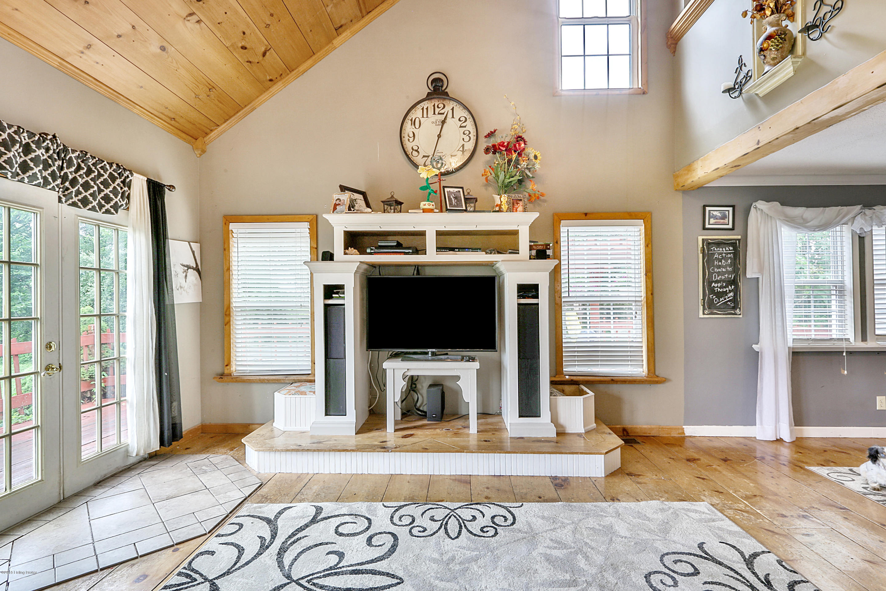 11540 Mt Eden Road Waddy, KY 40076 - Photo 6 of 24 Living Room