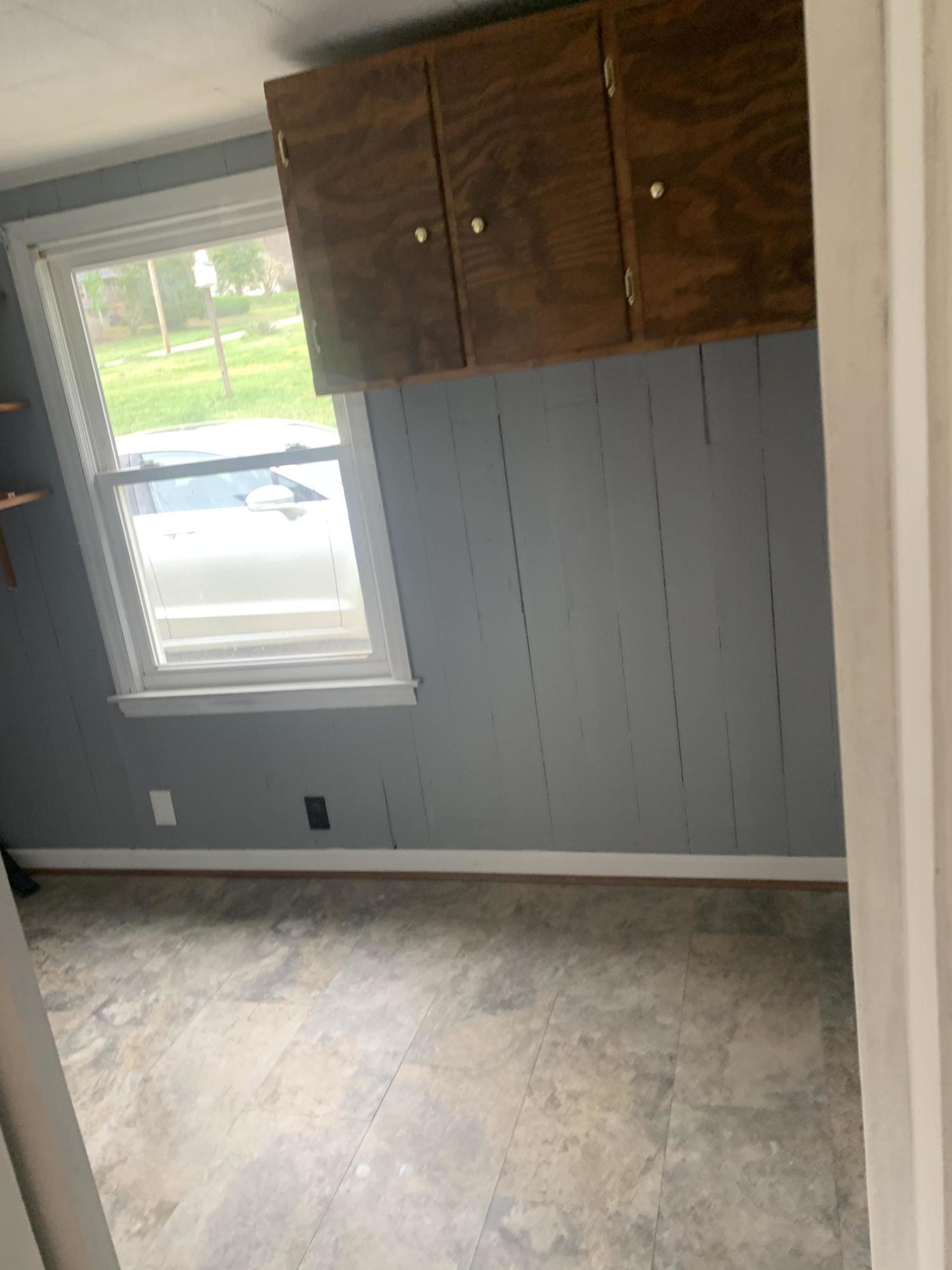 4704 Goodman Road Roanoke, VA 24014 - Photo 15 of 25