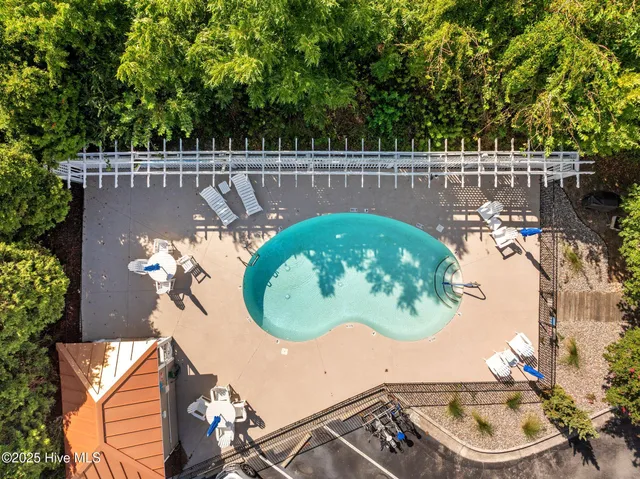 $399,000 | 300 Midyette Street, Unit B5, Oriental, NC 28571