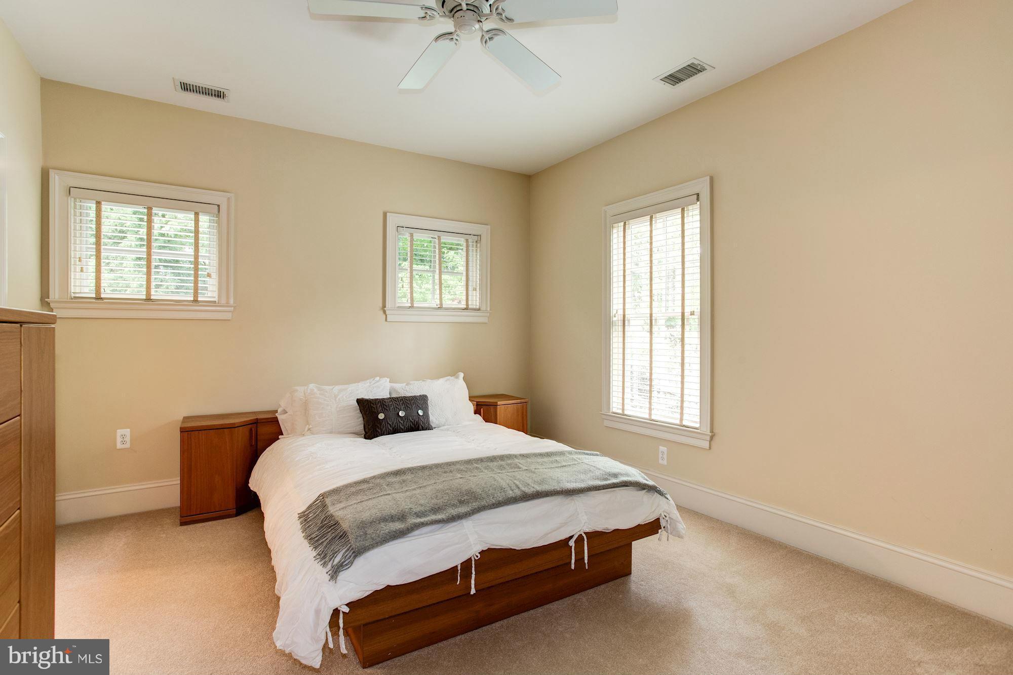 6216 Winnebago Road Bethesda, MD 20816 - Photo 20 of 30 Bedroom