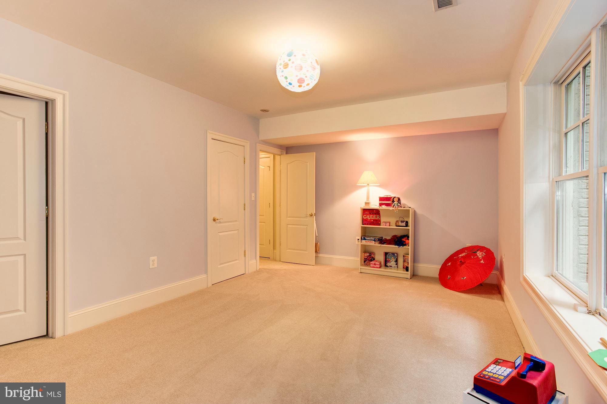 6216 Winnebago Road Bethesda, MD 20816 - Photo 26 of 30 Bedroom