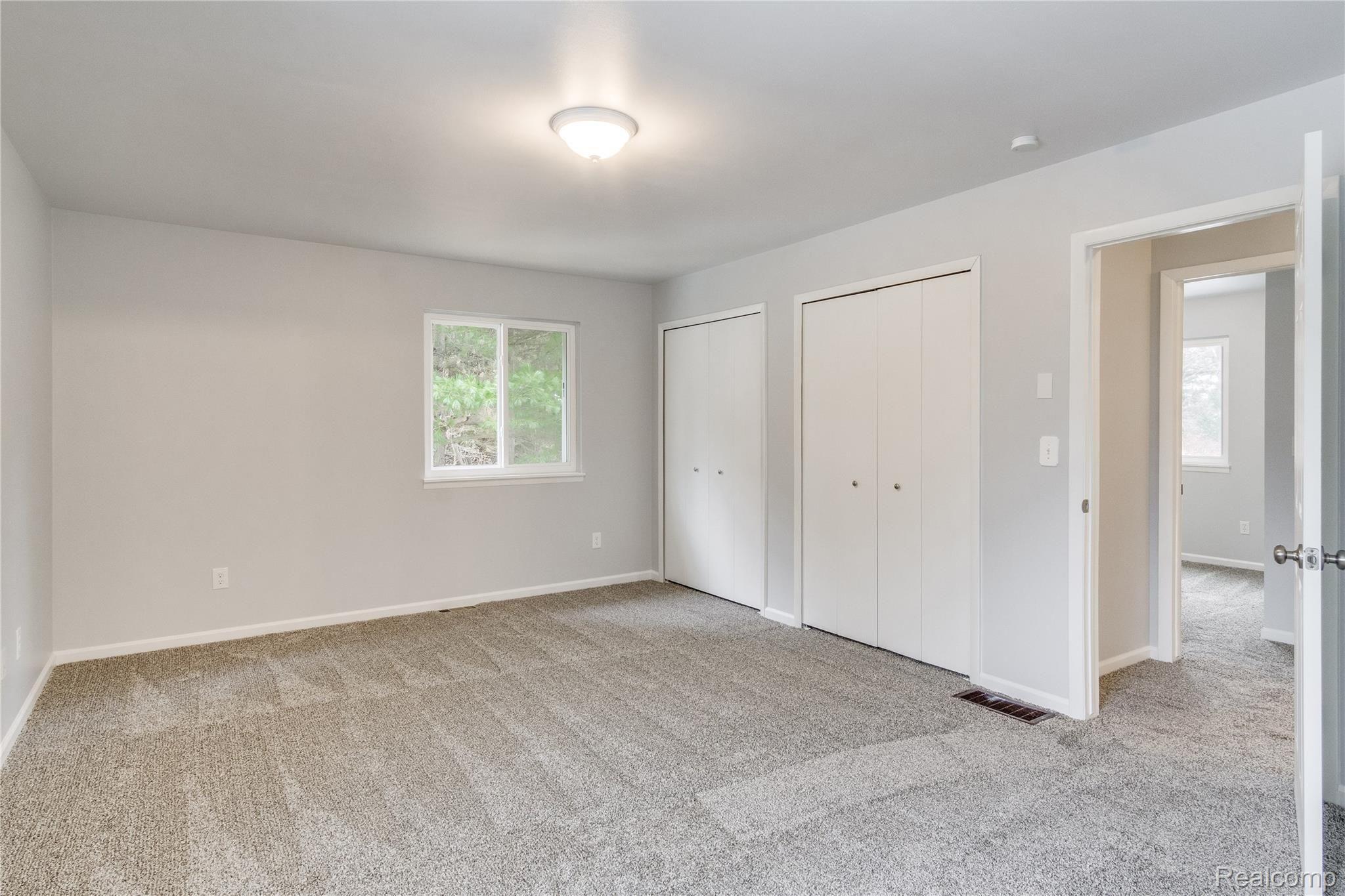 13099 Holtforth Road Fenton, MI 48430 - Photo 9 of 20 Interiors (24 of 31).jpg