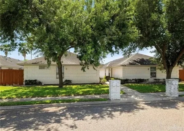 $1,050 | 1818 Tierra Dulce Drive, Unit 2, Edinburg, TX 78539