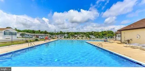 $149,900 | 148 Ocean Oval Drive, Berlin, MD 21811