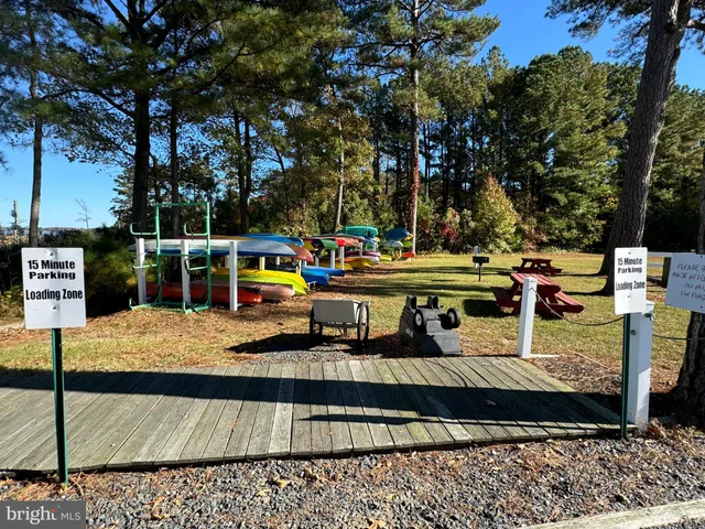 a view of a back yard of the house
